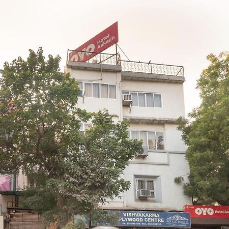 Oyo 13535 Aakash Hotel Ahmedabad Exterior photo